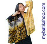 Oversized Batik Top Regular Length
